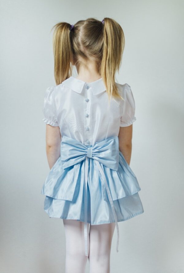 Kursz szycia - sukienka dla dziewczynki - wersja z falbaną i kokardą